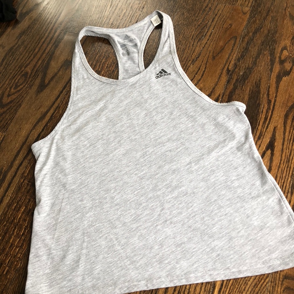 Gray tank